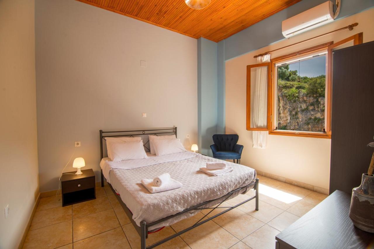 Ntamari Apartments Vathy  Bagian luar foto