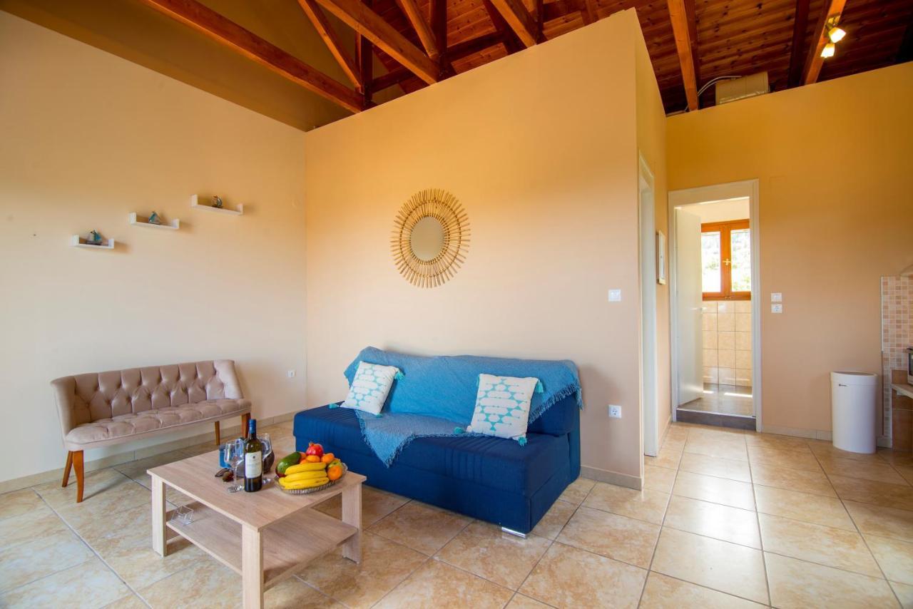 Ntamari Apartments Vathy  Bagian luar foto